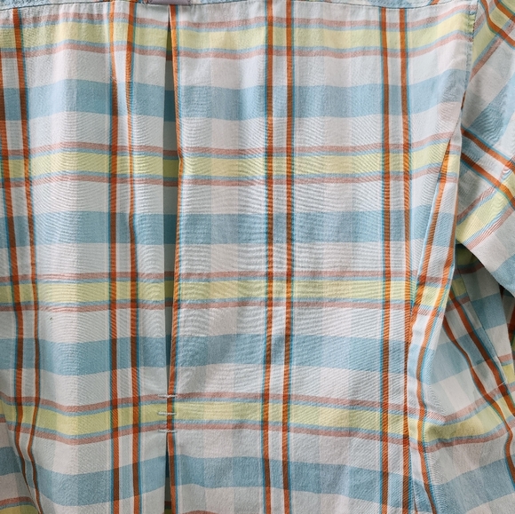 Columbia Womens Vibrant Plaid Button-Down Shirt - Picture 2 of 5